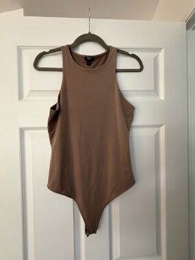 Express Sleek Taupe Sleeveless Bodysuit - Women Tops